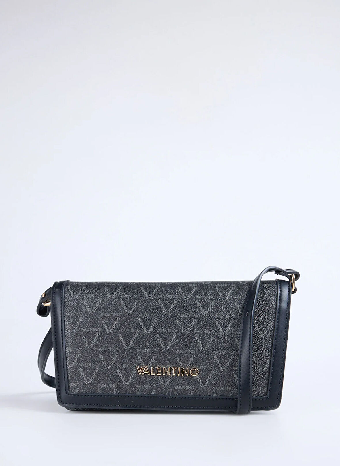 Valentino Siyah Kadın Çapraz Çanta VBS8GT14