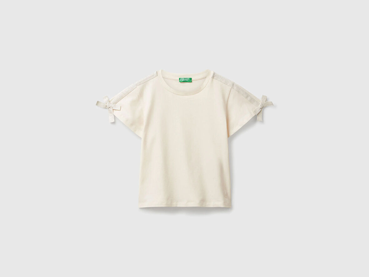 Benetton Kız Çocuk Logo İşlemeli Omuzları Simli Kurdeleli T-shirt