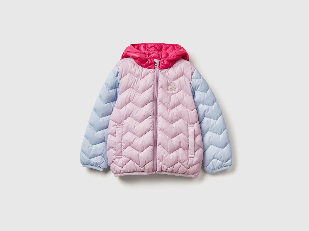 Kız Bebek Lila-Pembe Mix Simli Logo İşlemeli Kapüşonlu Mevsimlik İnce Mont