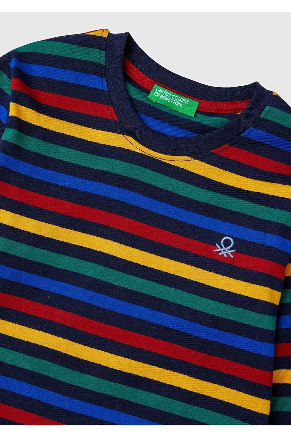 United Colors Of Benetton Erkek Siyah Tişört (Model Kodu: 224P3I1Xc10Il )