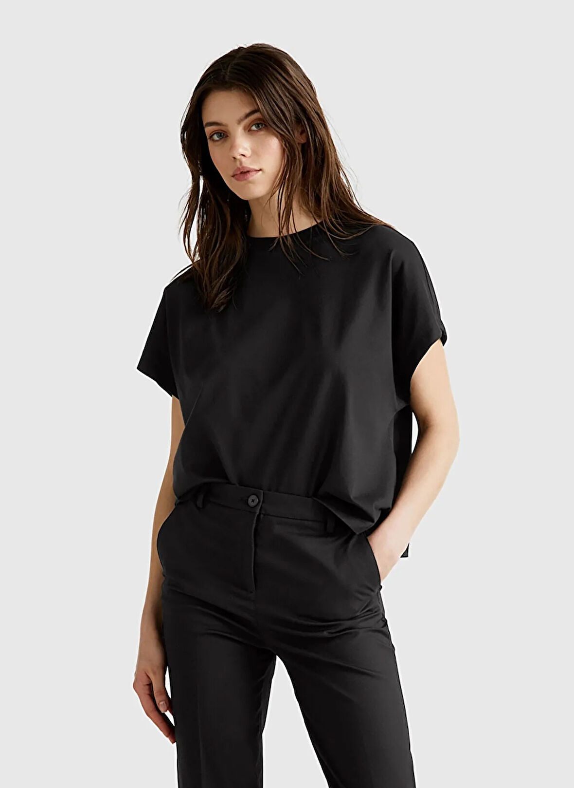Benetton Bisiklet Yaka Siyah Kadın T-Shirt 3096D1071