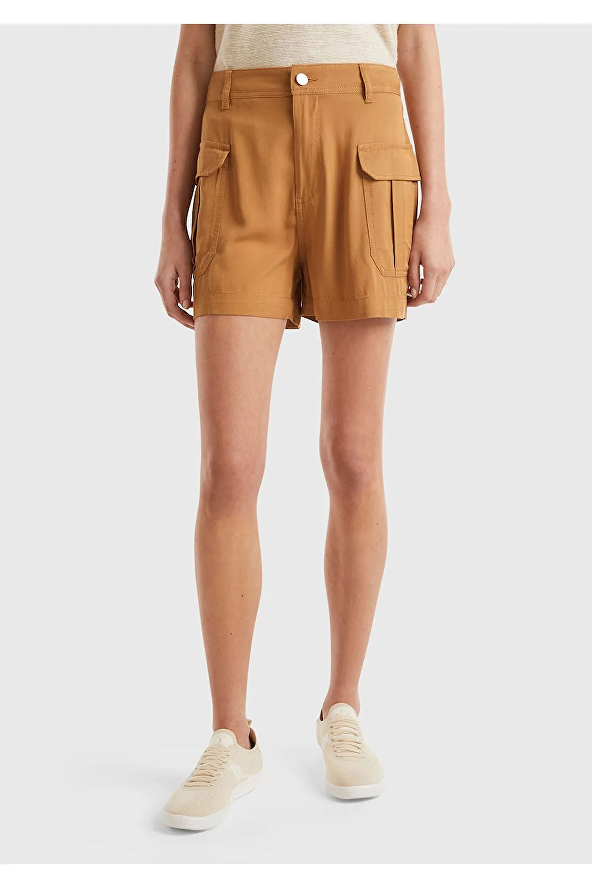 United Colors Of Benetton Kadın / Kız Kahverengi Şort (Model Kodu: 124P41T0D901K )