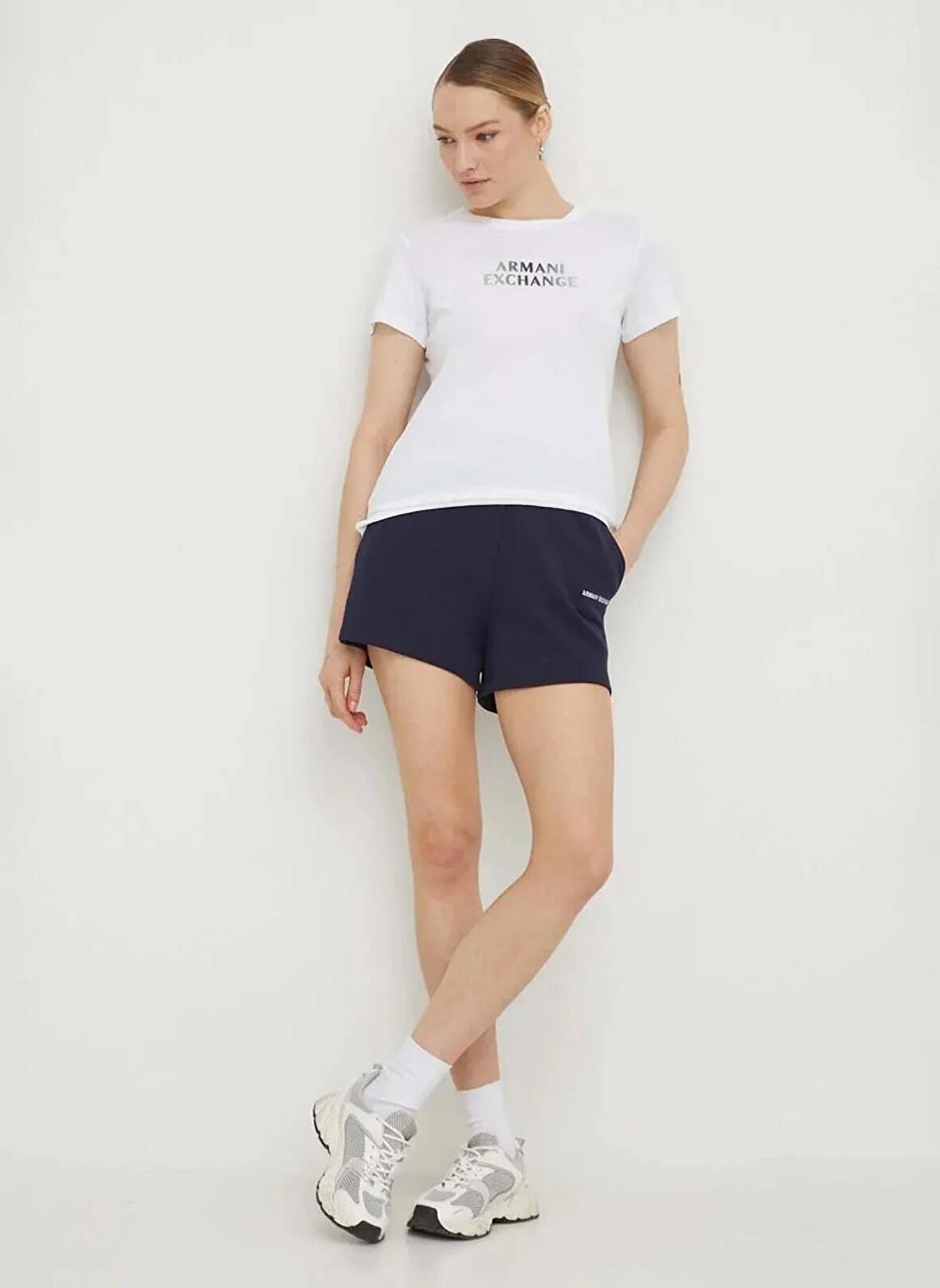 Bisiklet Yaka Baskılı Beyaz Kadın T-Shirt 3DYT14