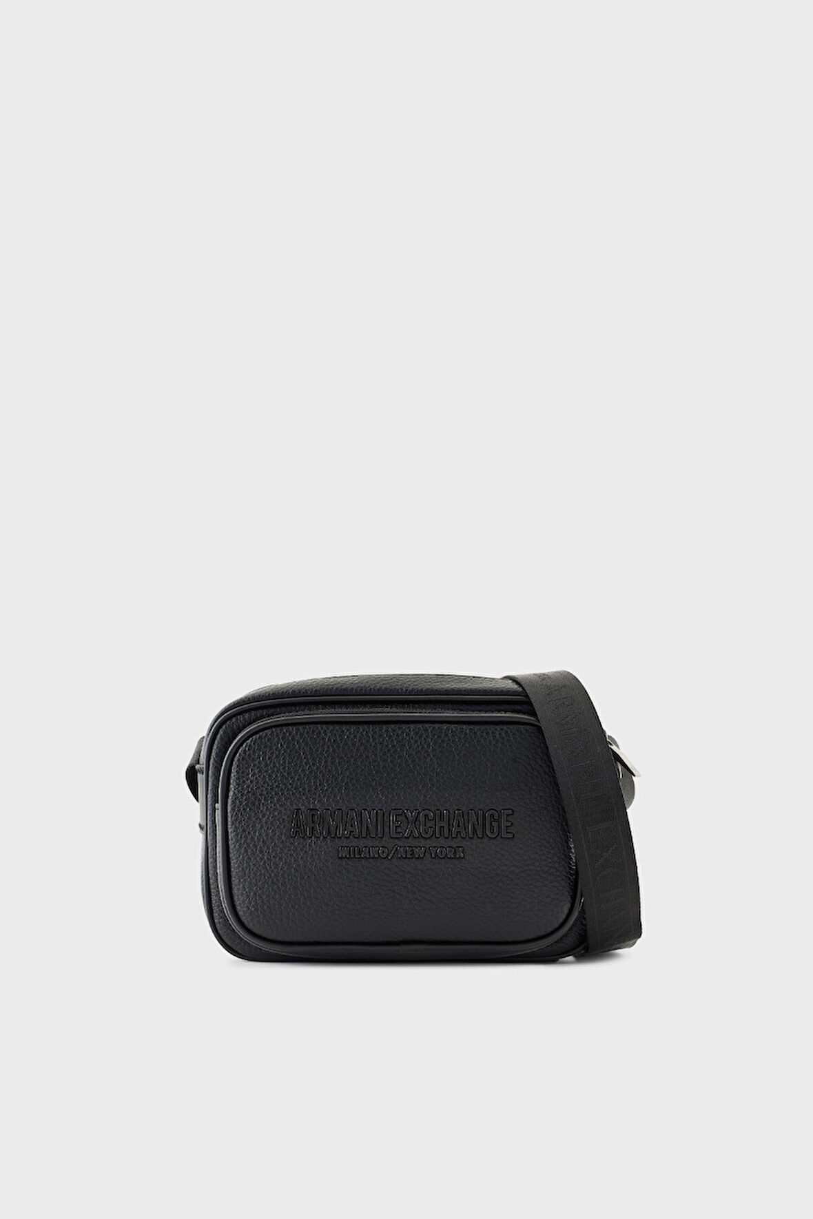 Armani Exchange Erkek Çanta XM000231 AF11931 UC001