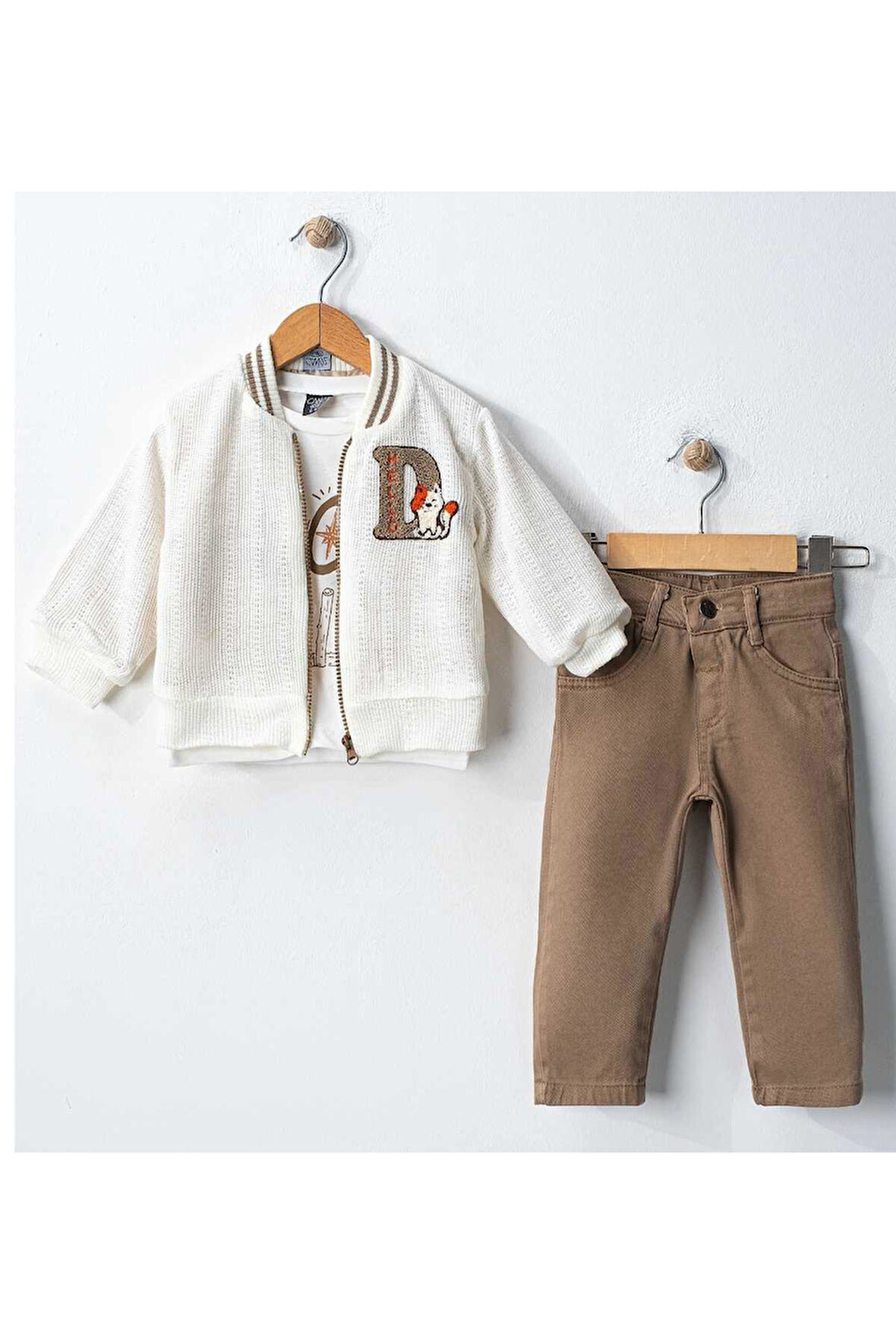 Celira Cnz Beyaz Triko Kollej Erkek Bebek Takım