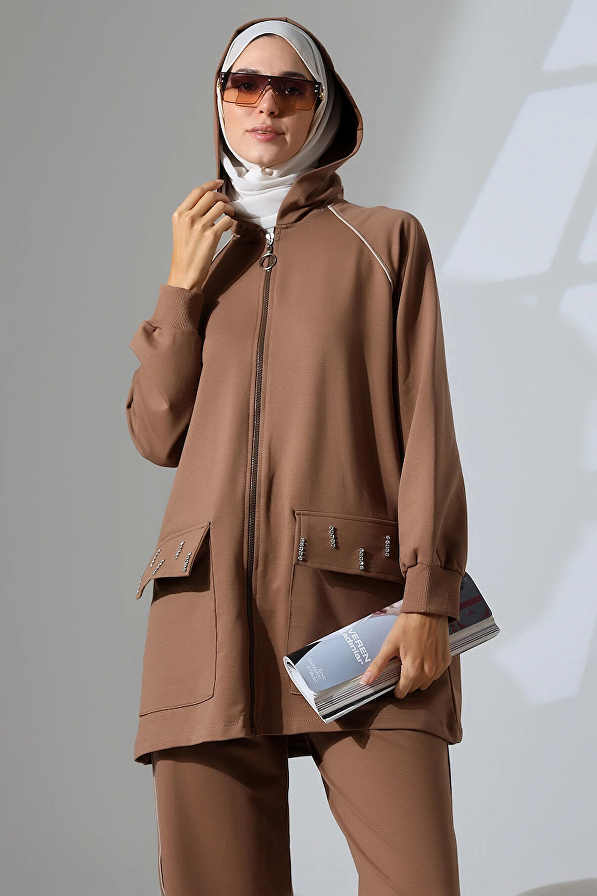 Kadın Kahverengi Mevsimlik Penye Alt Üst Spor Ve Rahat Ikili Tunik Pantolon Şık Tesettür Takım