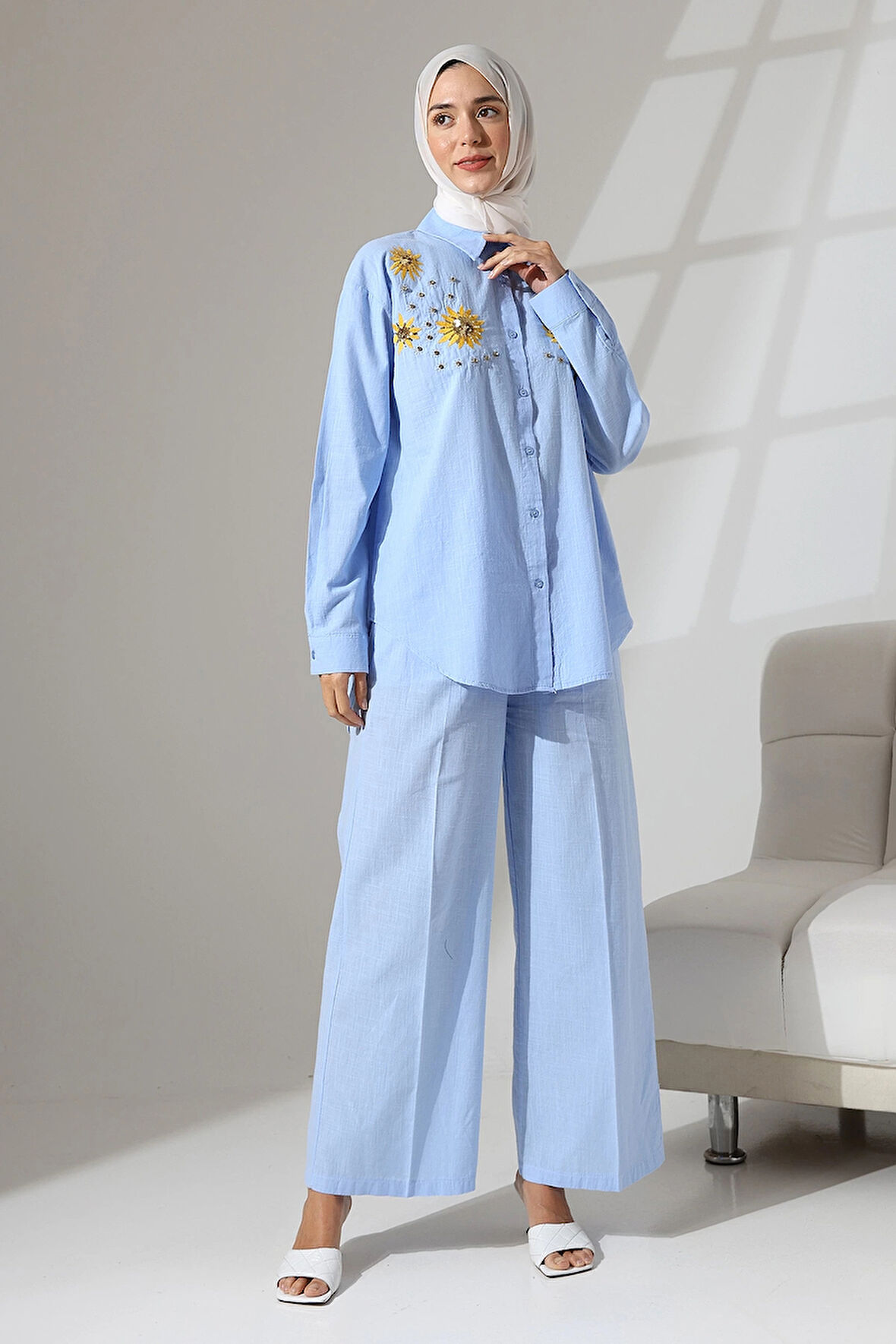 100% Pamuk Keten Günlük ve Rahat Çiçek Desen Nakışlı Taşlı Gömlek Pantolon Yazlık Alt Üst Takım