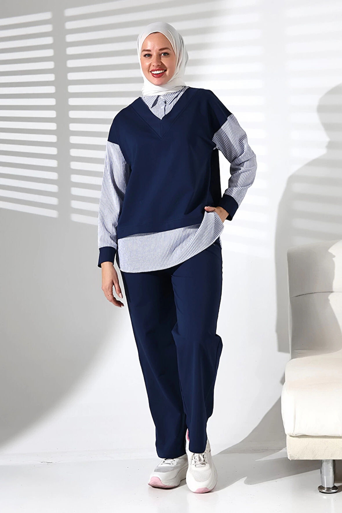 Kadın Mevsimlik Alt ve Üst Rahat Lacivert Spor Tesettür Takım