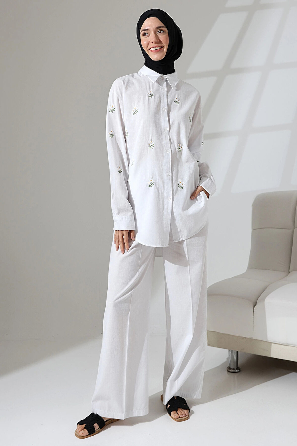 100% Pamuk Keten Günlük ve Rahat Çiçek Desen Nakışlı Gömlek Pantolon Yazlık Alt Üst Takım