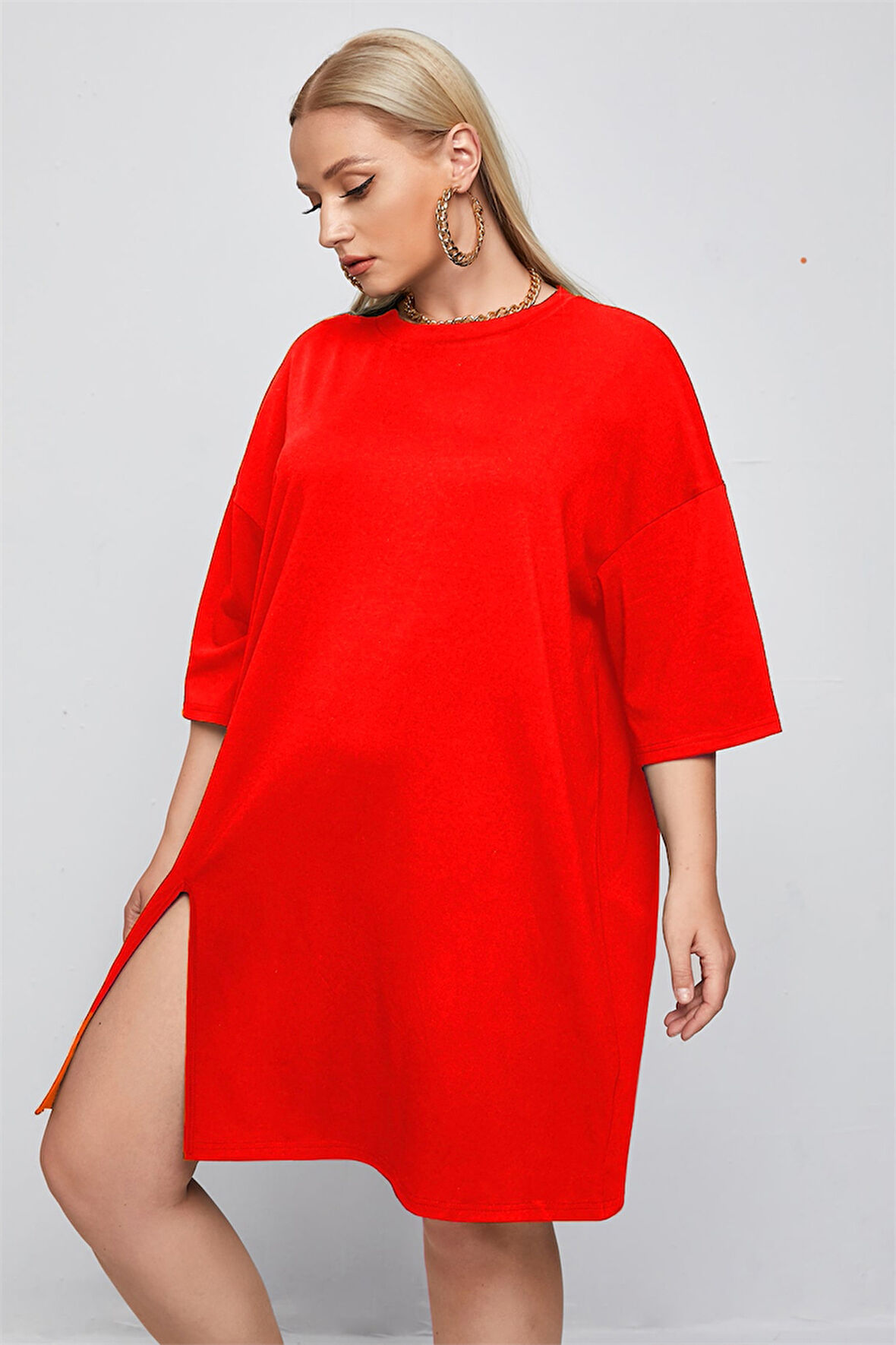 Büyük Beden Kadın Kısa Oversize Yırtmaçlı Kırmızı Elbise 8103-301