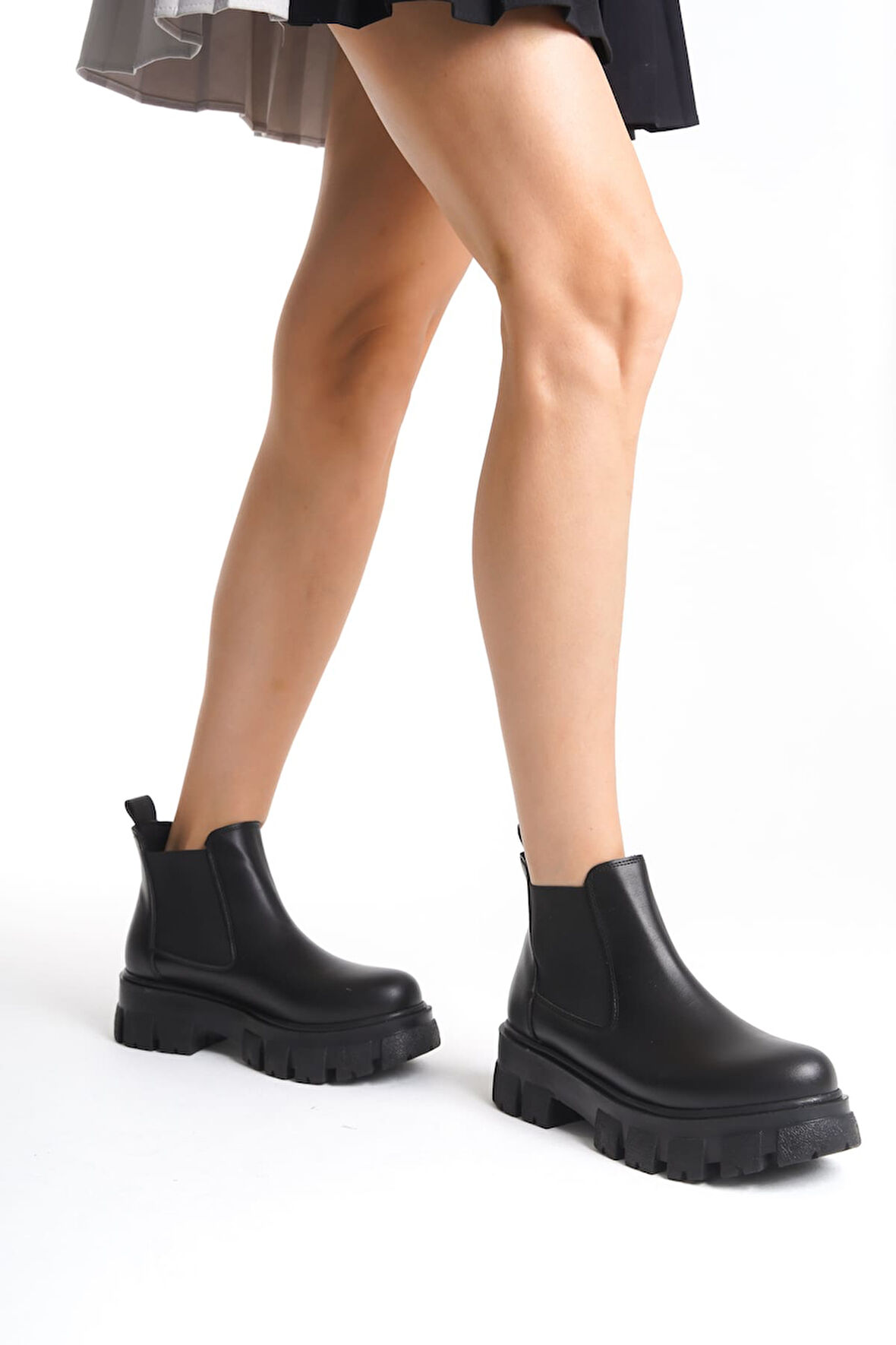 Ailuj  Kadın Siyah Günlük Lastikli Bot