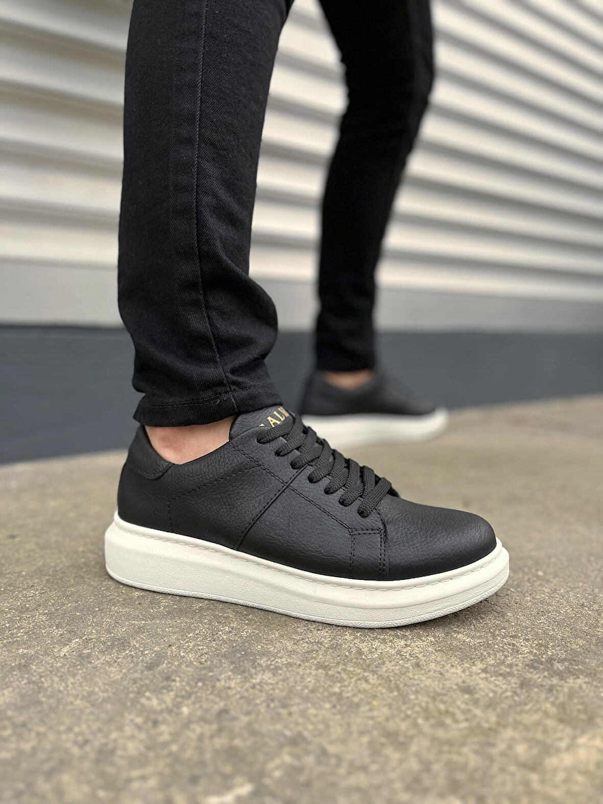 Boost Bağcıklı Deri Erkek Günlük Sneaker Ayakkabı - Siyah Beyaz