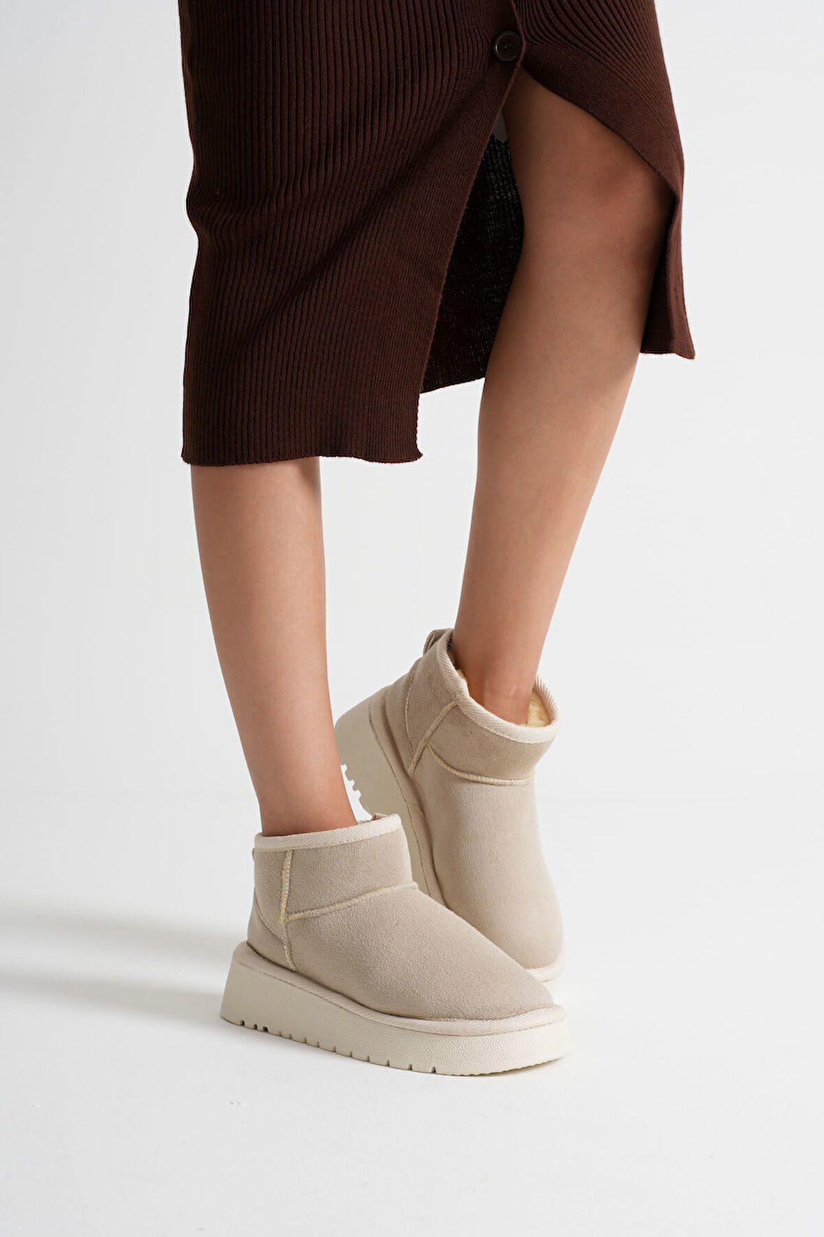 Anila Kadın Bej Kışlık Kürklü Bot