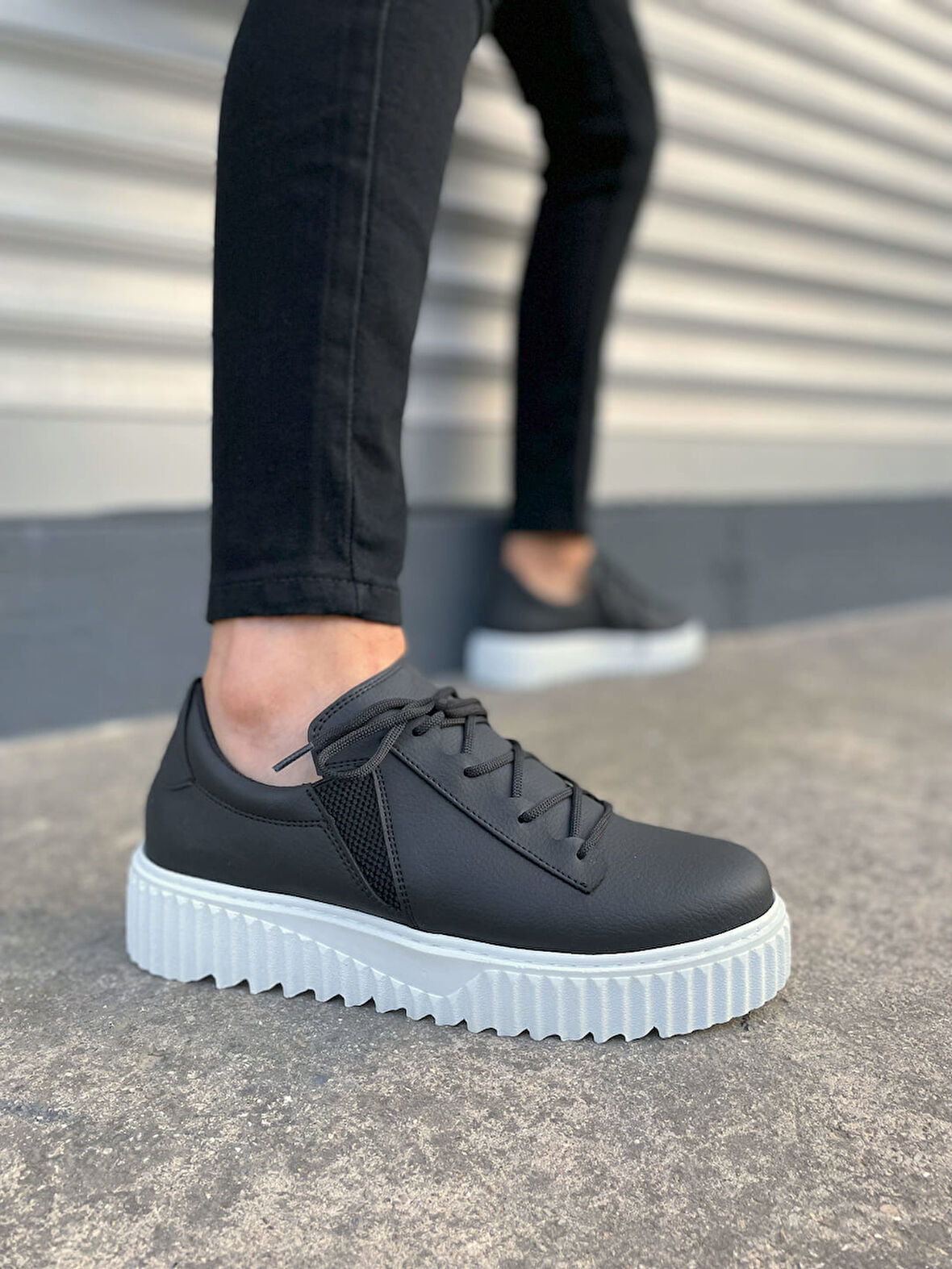 Siyah Beyaz Bold Bağcıklı Cilt Erkek Günlük Sneaker Ayakkabı