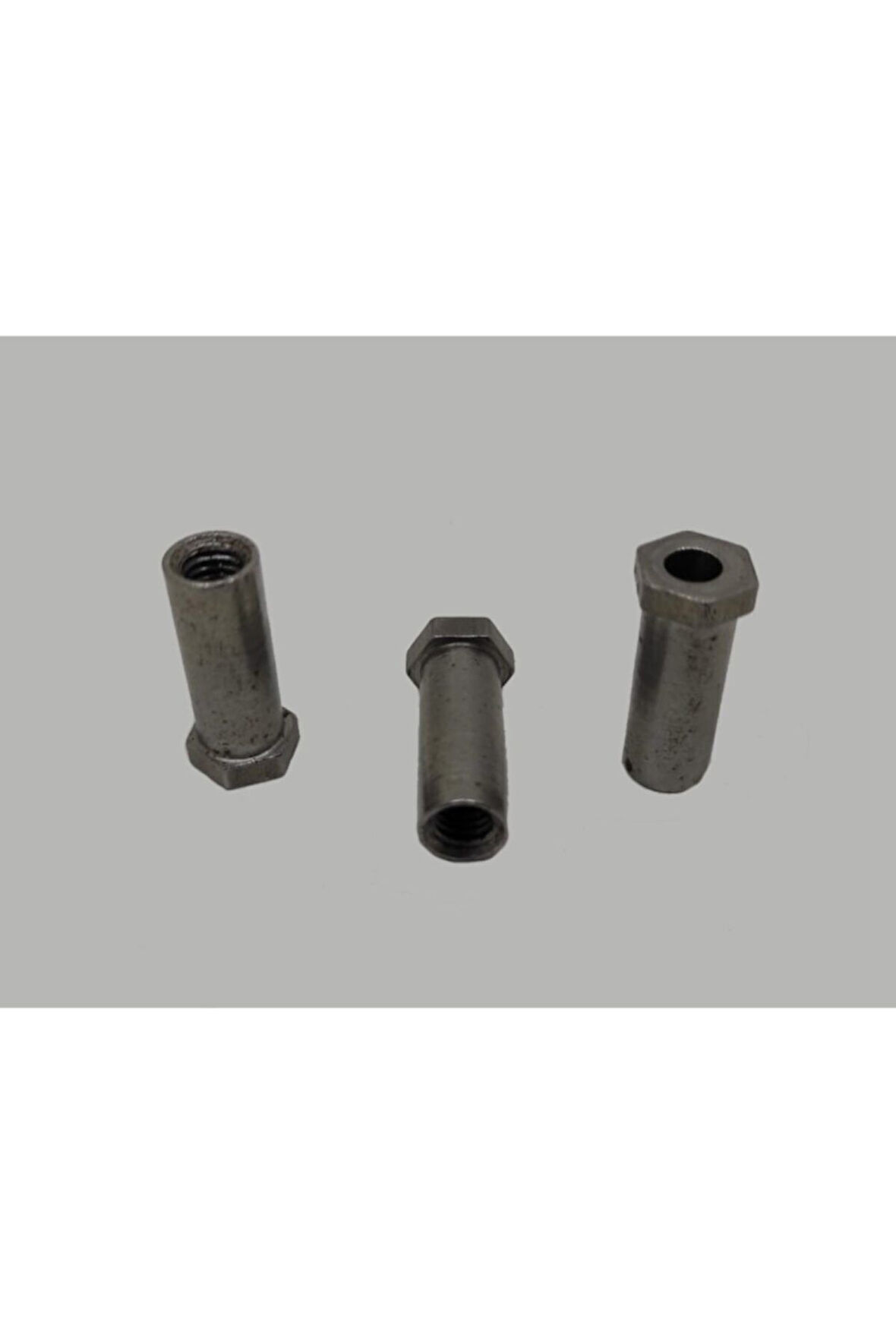 Renault Broadway Karbüratörlü Mikser Civatası (metrik 6)