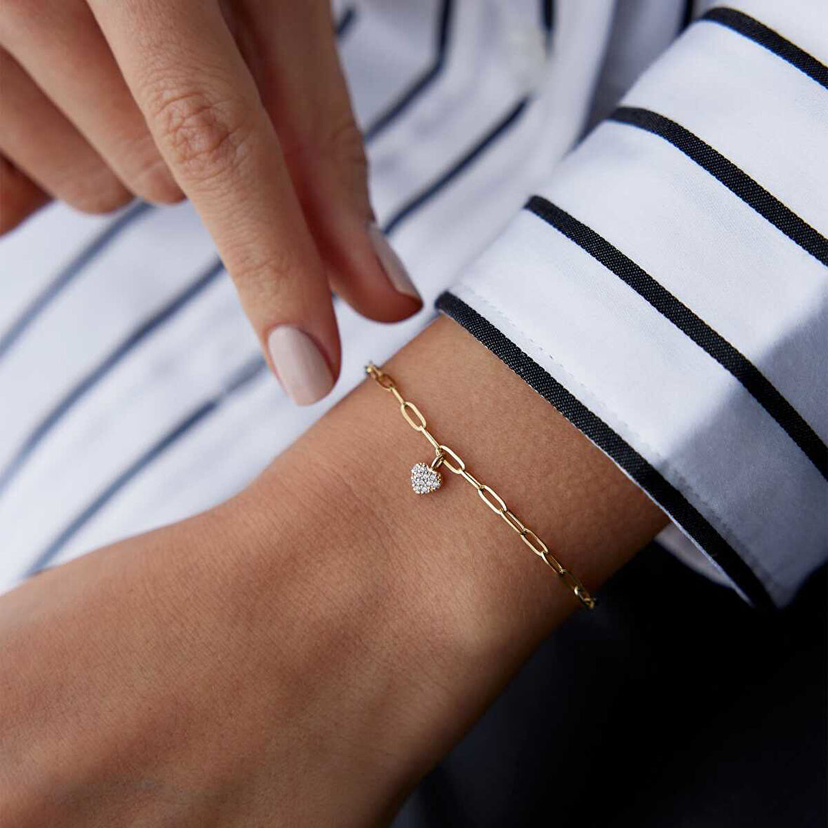 Taşlı Kalp Charm Bileklik