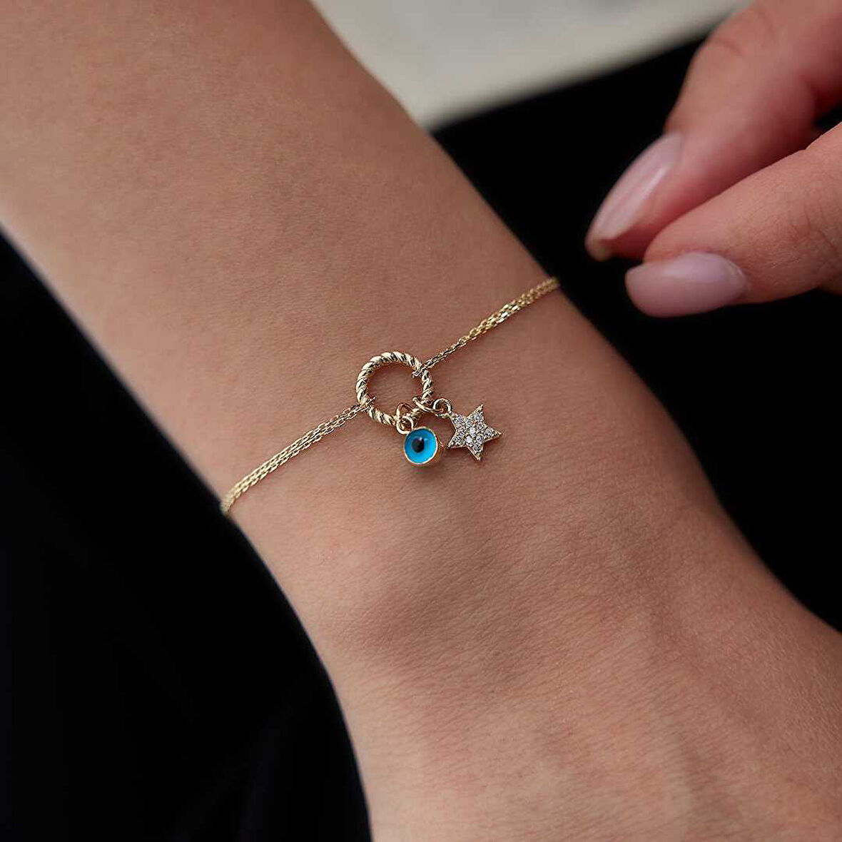 Yıldızlı Nazar Boncuklu Charm Bileklik