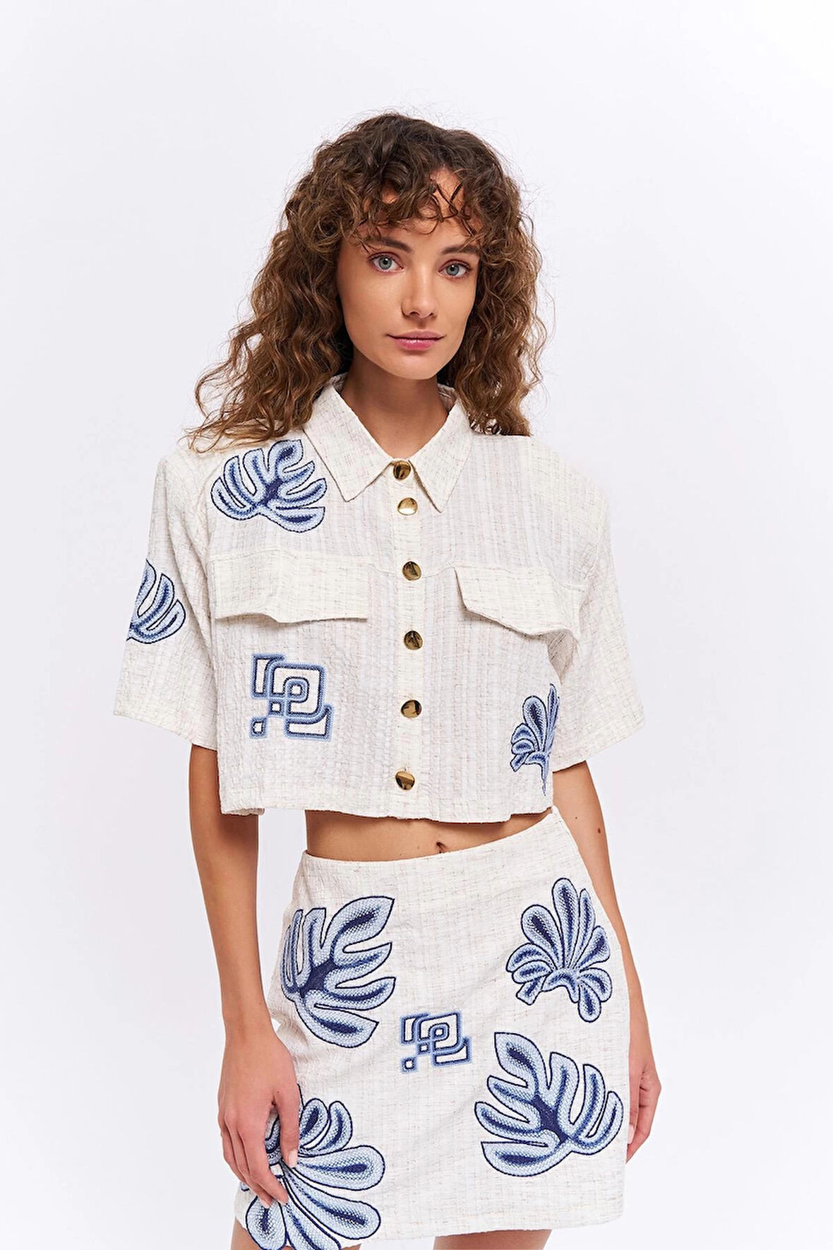 Nakış Detaylı Gömlek Natur