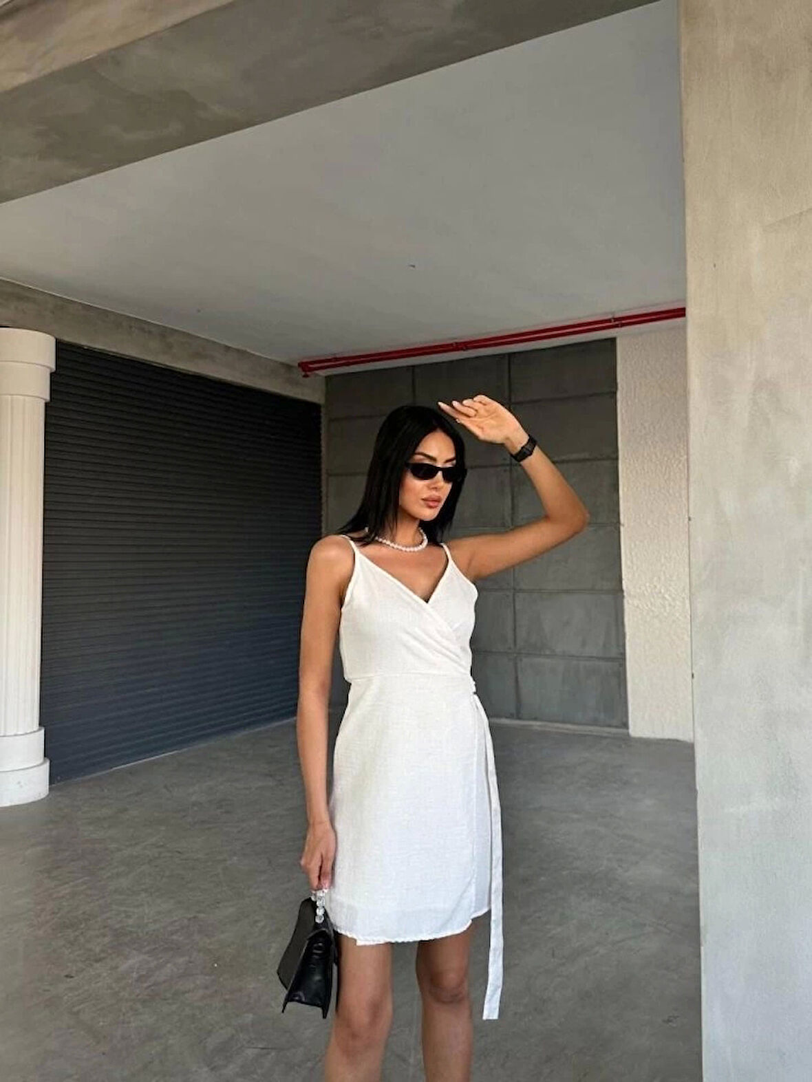 DETAYLI ELBİSE