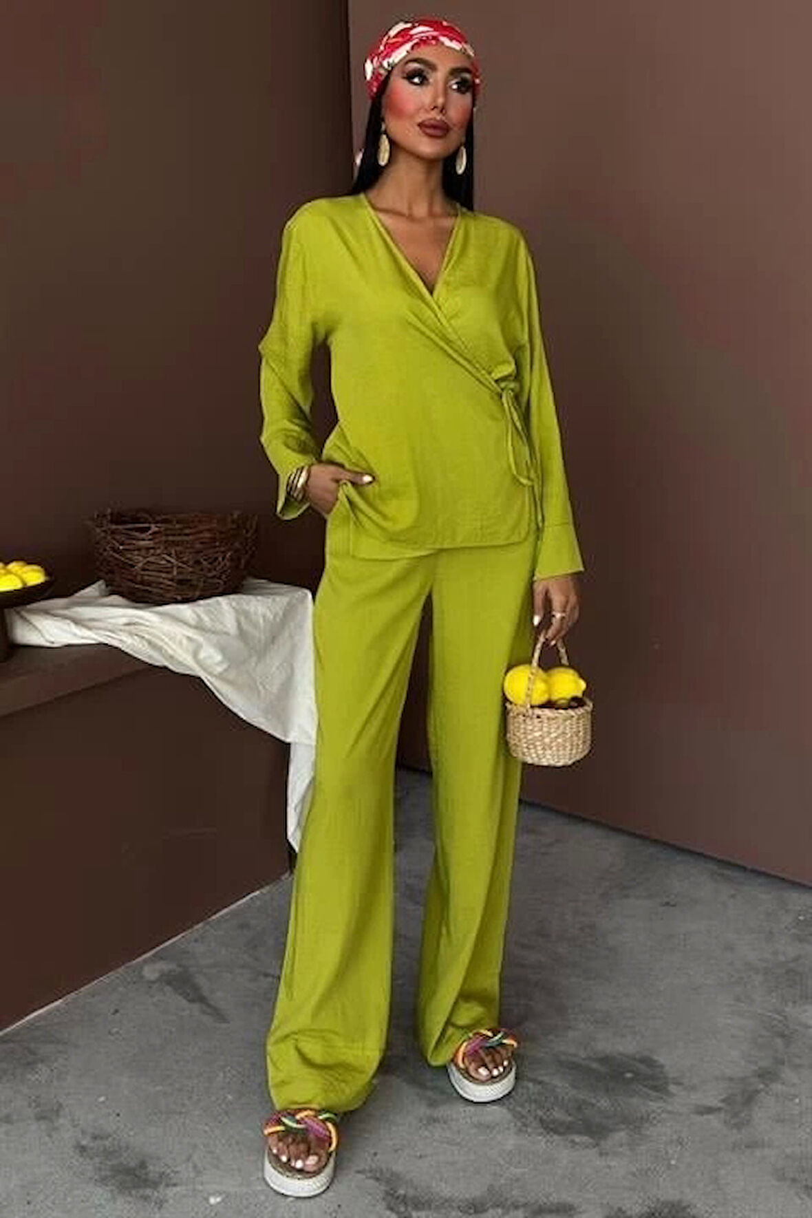 Kruvaze Model Klasik Pantolonlu Çupra Keten Takım 10191