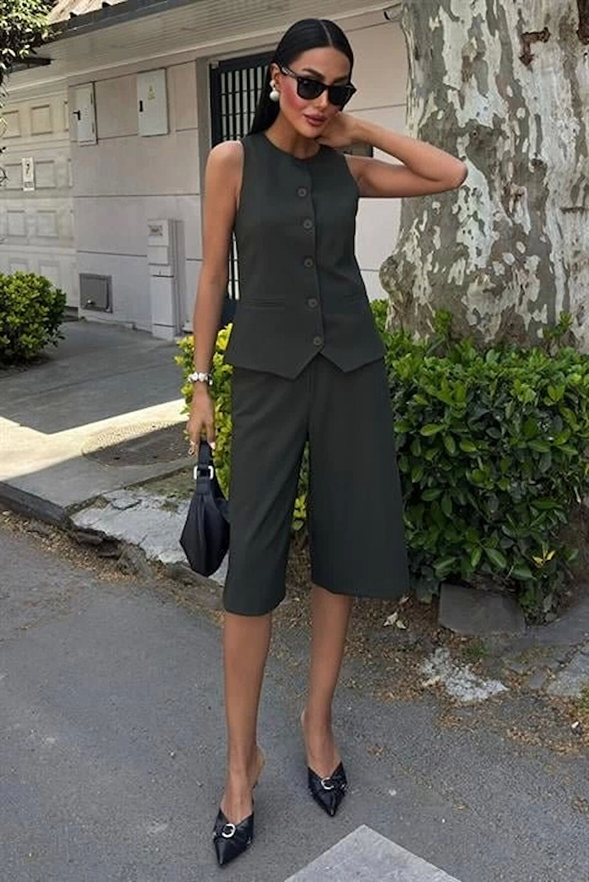 Midi Şortlu Ve Yelekli Viscon Takım 10167