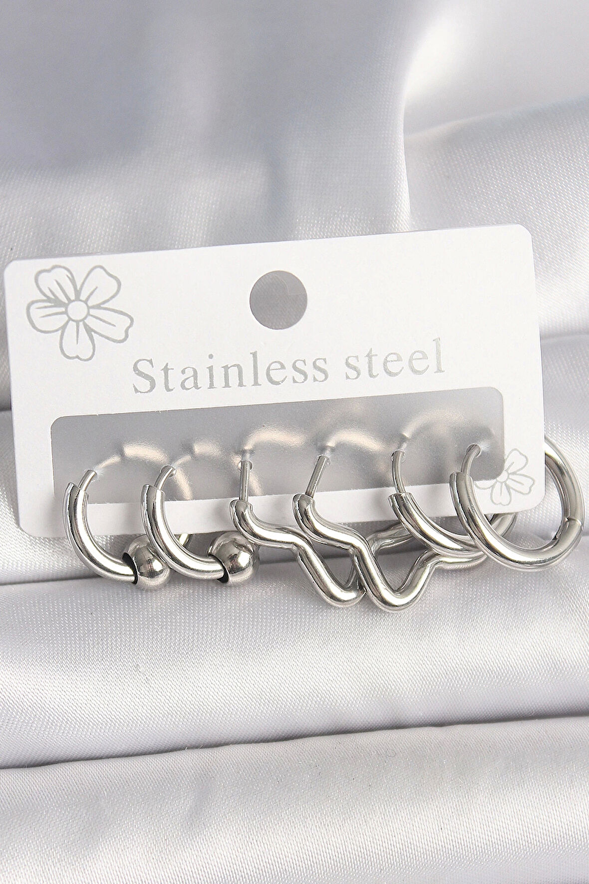 316L Çelik Gümüş Renk Halka Yıldız Model Kadın Küpe Seti