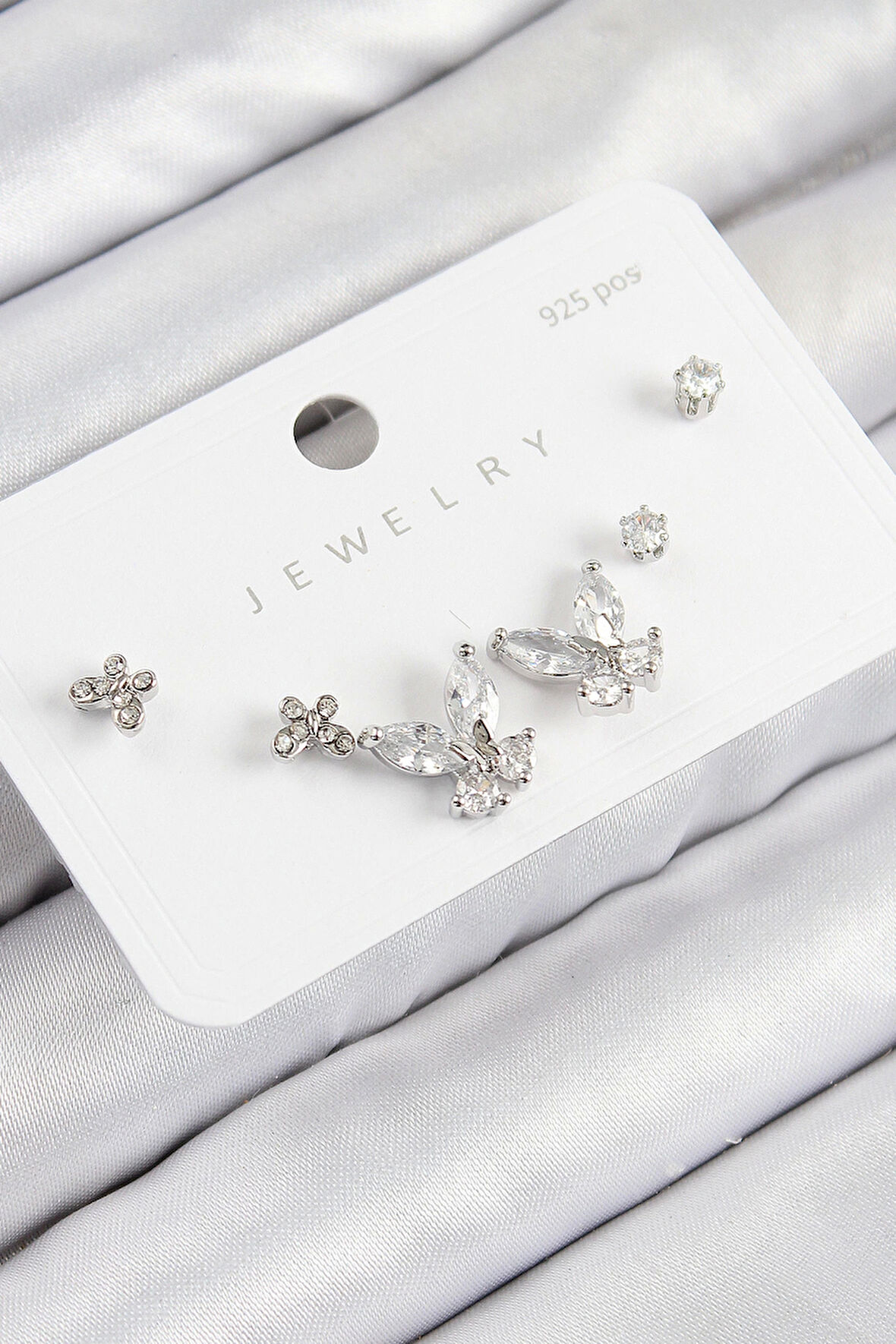 Pirinç Zirkon Taşlı Kelebek Model Gümüş Renk 925 Ayar Gümüş Çivi Kadın Küpe Set
