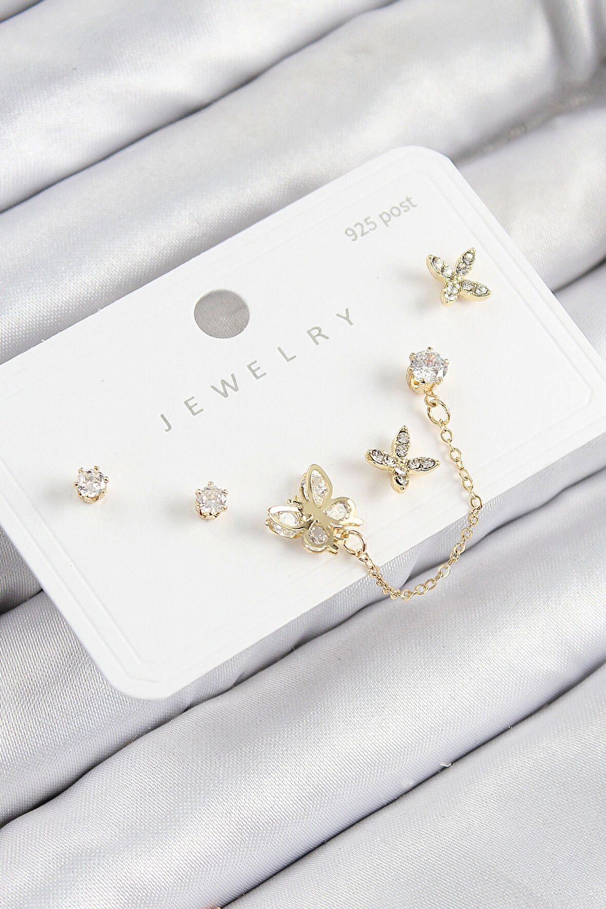 Pirinç Zirkon Taşlı Kelebek Model Gold Renk 925 Ayar Gümüş Çivi Kadın Küpe Set