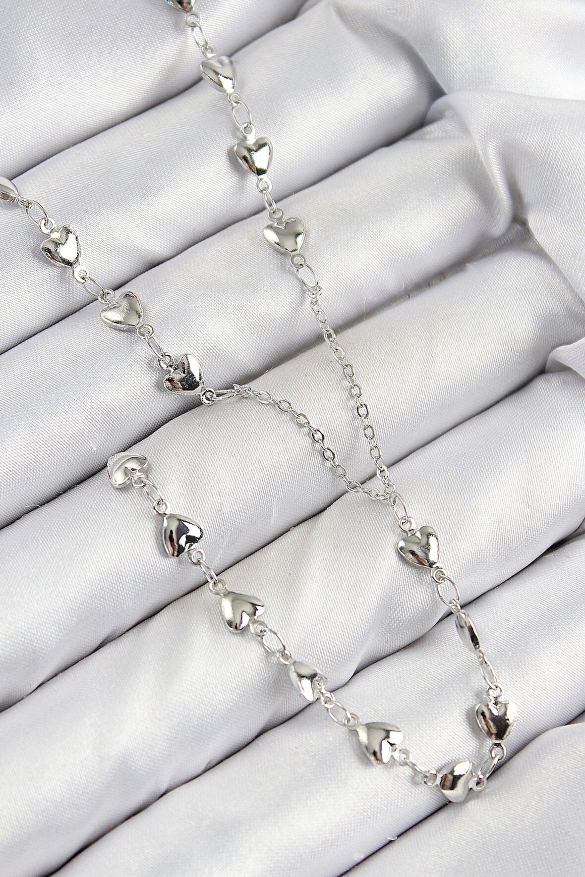 Pirinç Zirkon Taşlı Kalp Model Gümüş Renk Y Kolye