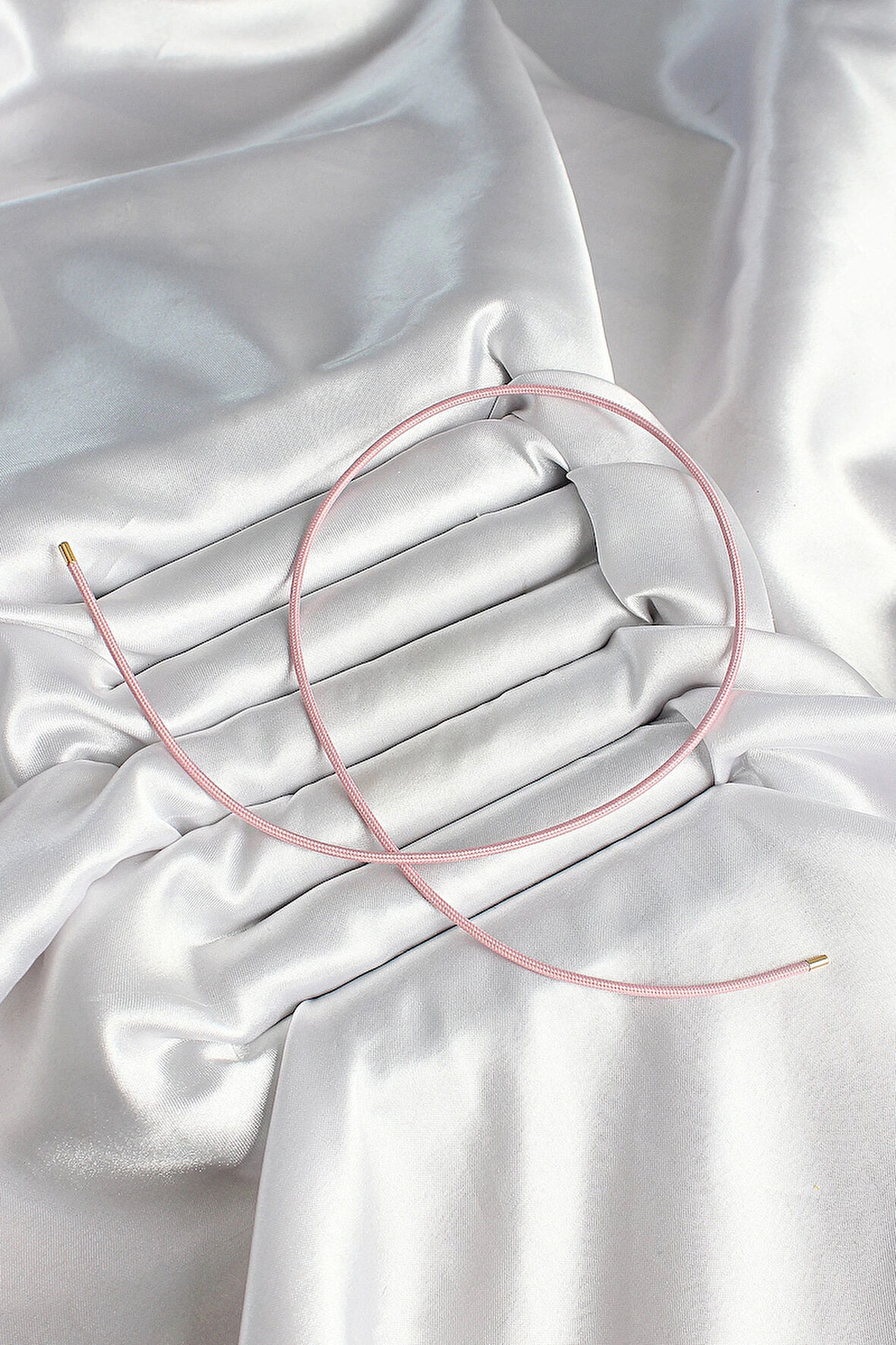 Mıknatıslı Kırmızı Renk Sarmal Kadın Bileklik