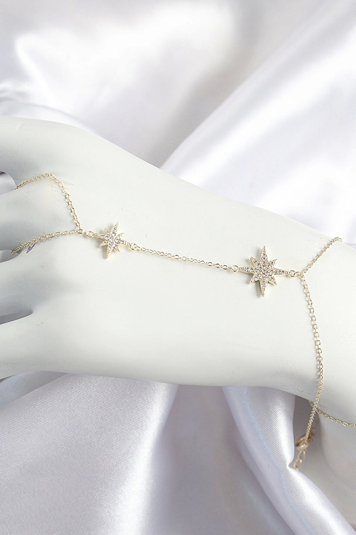 Pirinç Zirkon Taşlı Kutup Yıldızı Model Gold Renk Kadın Şahmeran