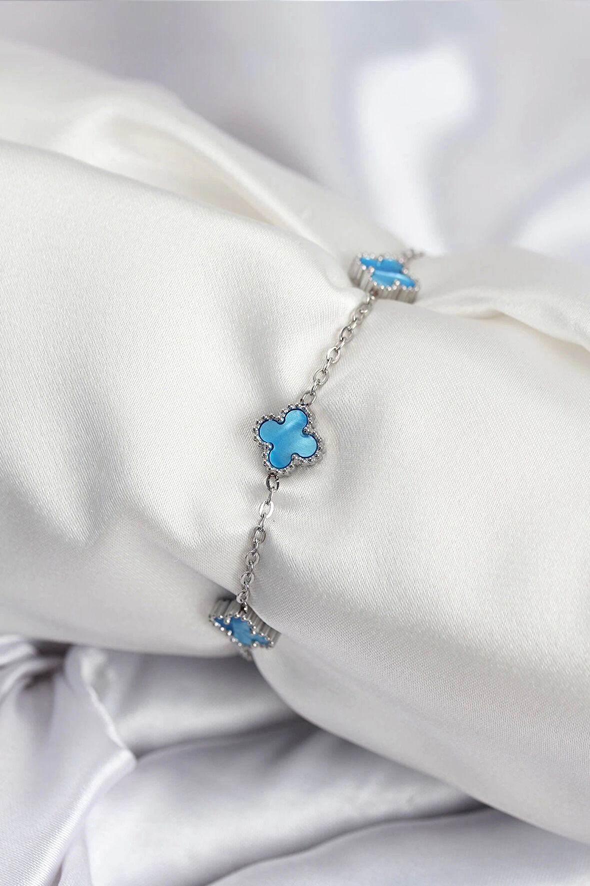 316L Çelik Gümüş Renk Buz Mavisi Baby Boy Yonca Kadın Bileklik