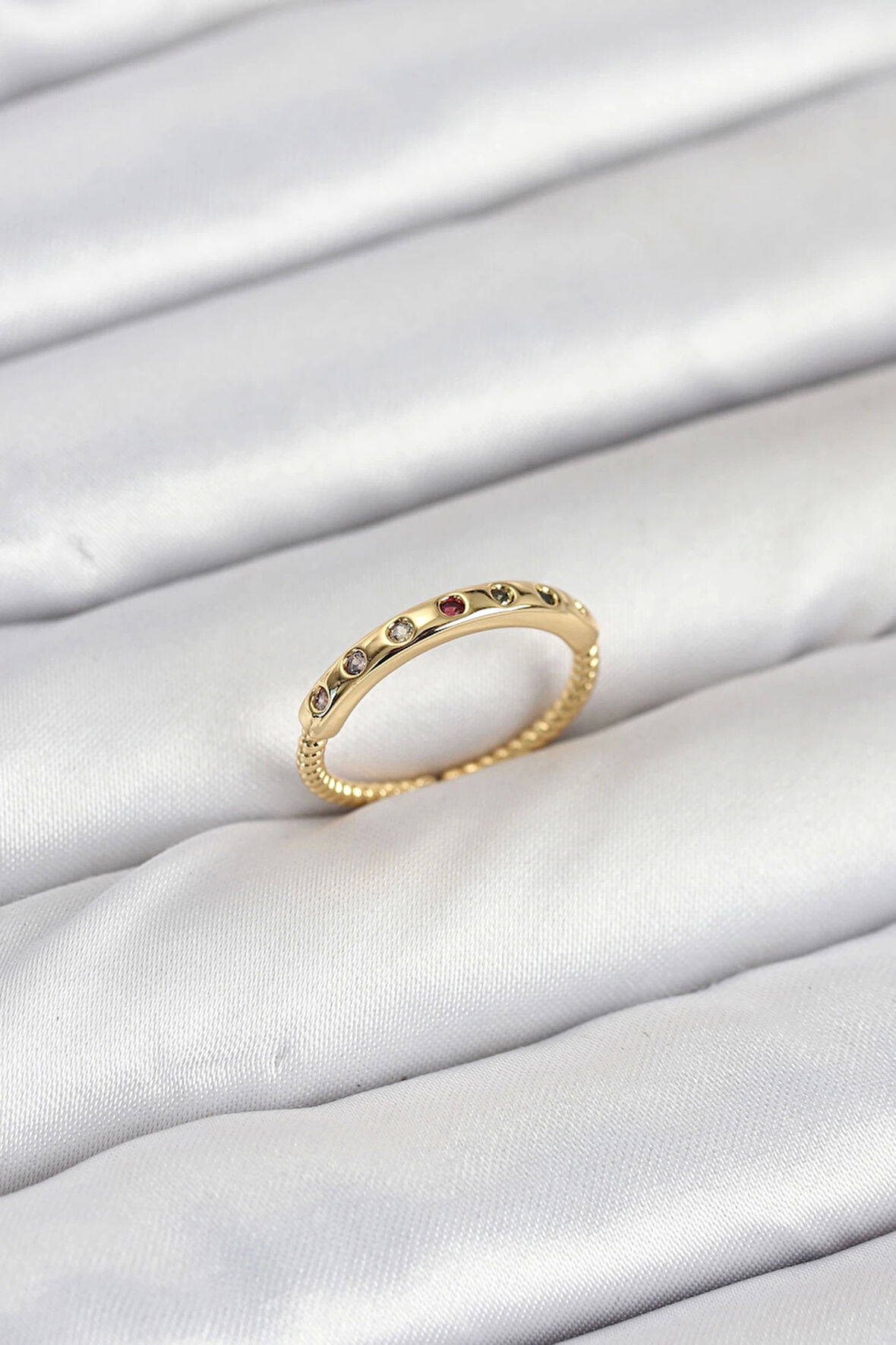 Pirinç Gold Renk Renkli Zirkon Taşlı Kadın Yüzük