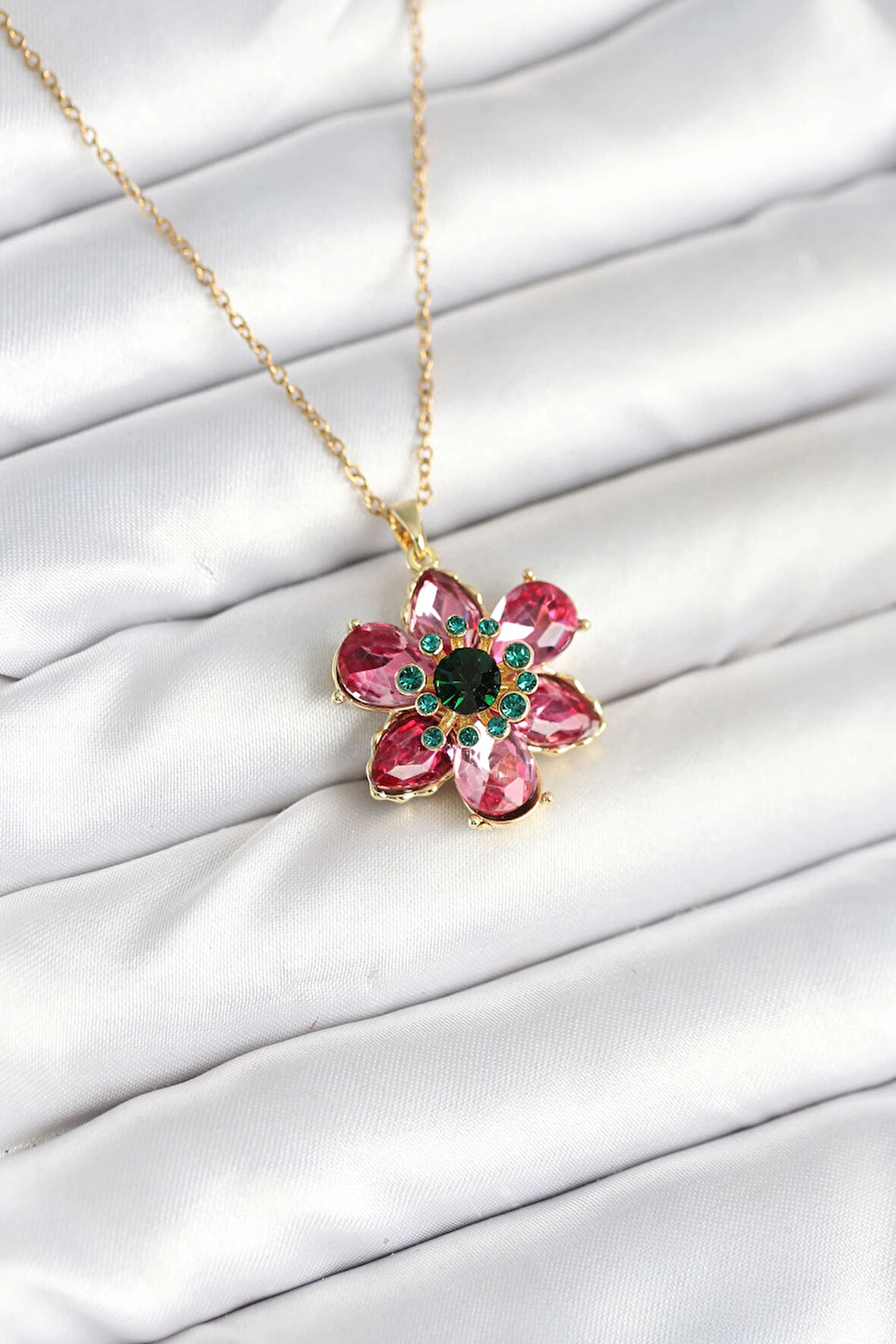 316L Çelik Zincirli Pembe Çiçek Model Kadın Kolye