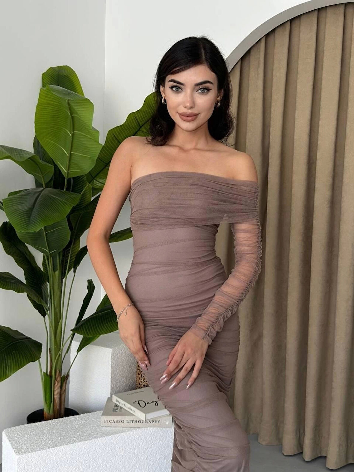 Polack Tek Omuz Tül Elbise