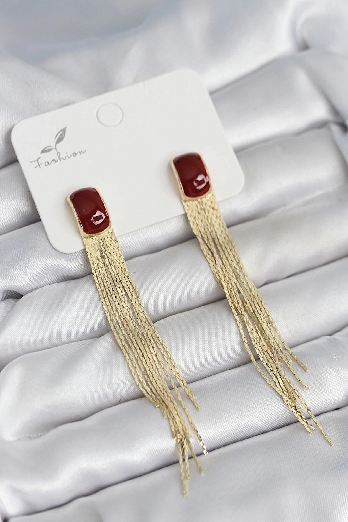 Sallantılı Bordo Mineli Gold Renk Kadın Küpe