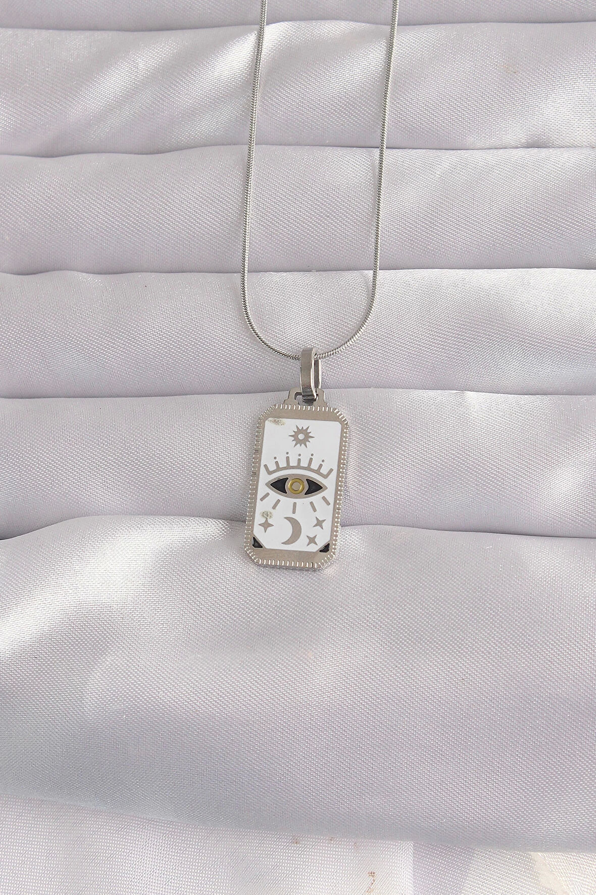 316L Çelik Gümüş Renk Beyaz Mineli Göz Figür Tarot Kolye