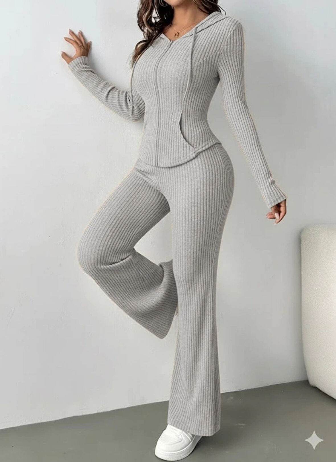 Kadın Uzun Kollu Kapşonlu önden Fermuarlı Kaşkorse Bluz Ve Pantolon Ikili Takım