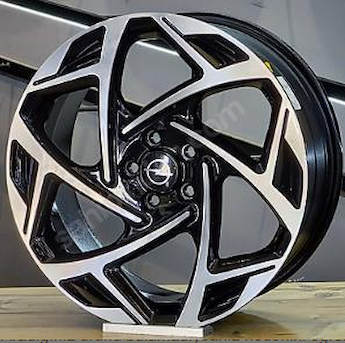 5*105*17*7.5 ET35 CH56.6 EMR-175-01 BLACK DIAMOND