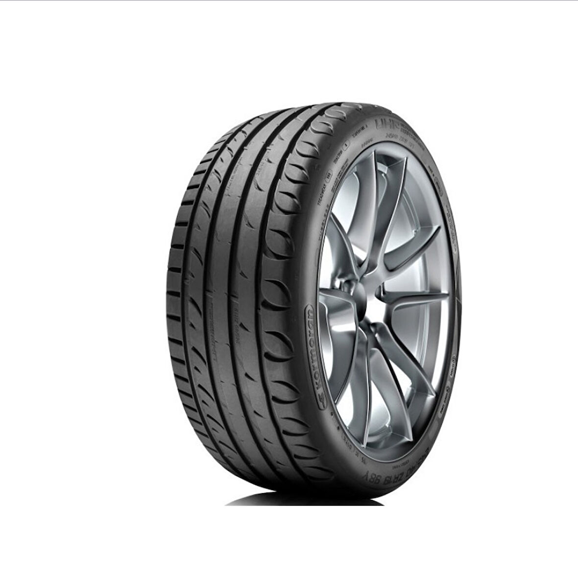 245/40R17 95W XL Ultra High Performance RIKEN