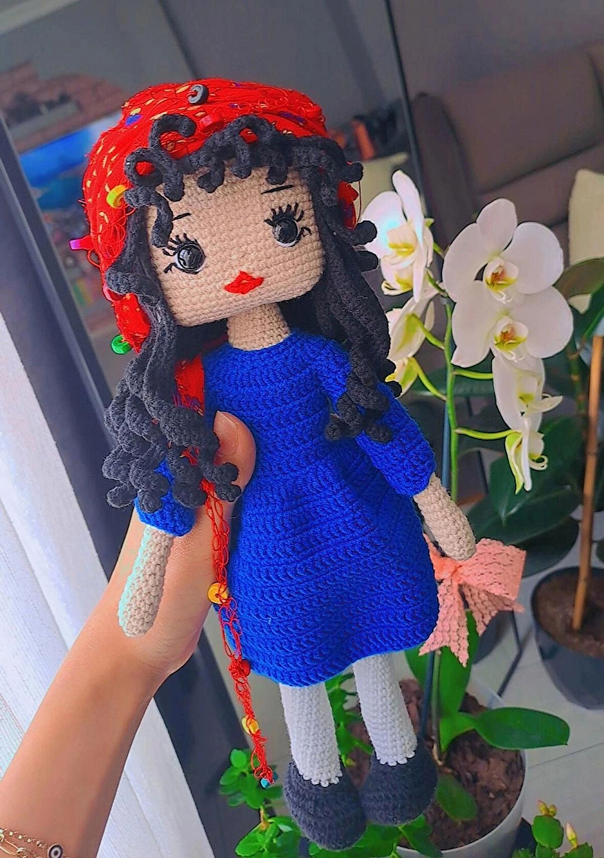 Amigurumi Türkan Şoray Al Yazmalım Yeşilçam Örgü Bebek