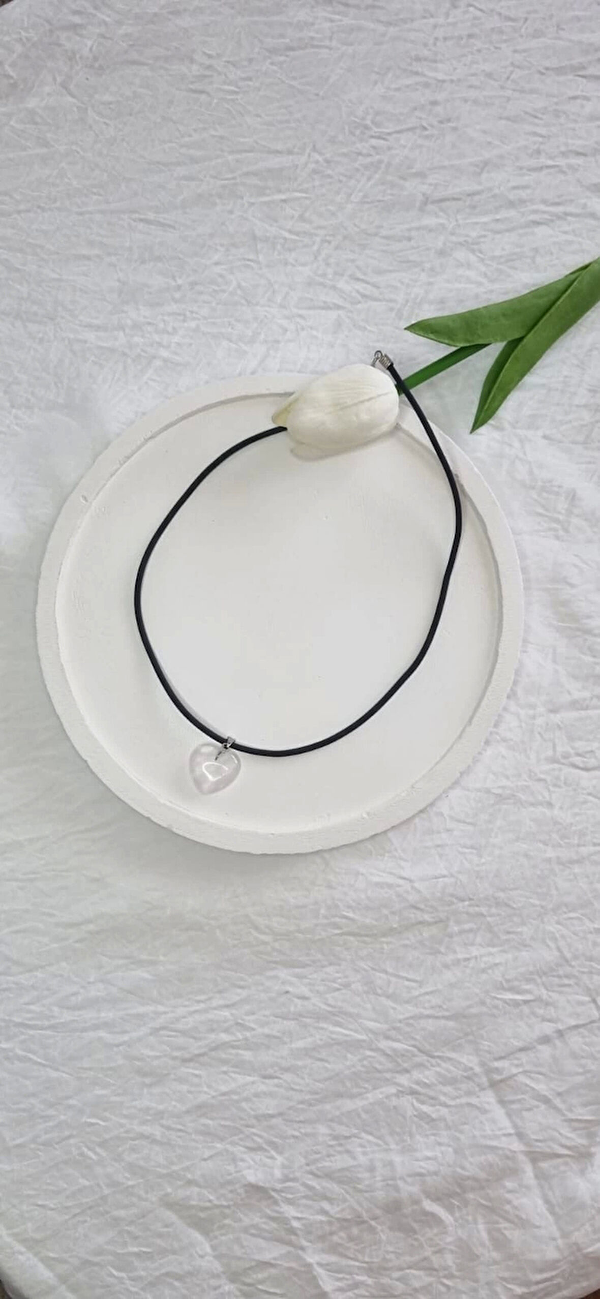 El Yapımı Beyaz Kalpli Kolye