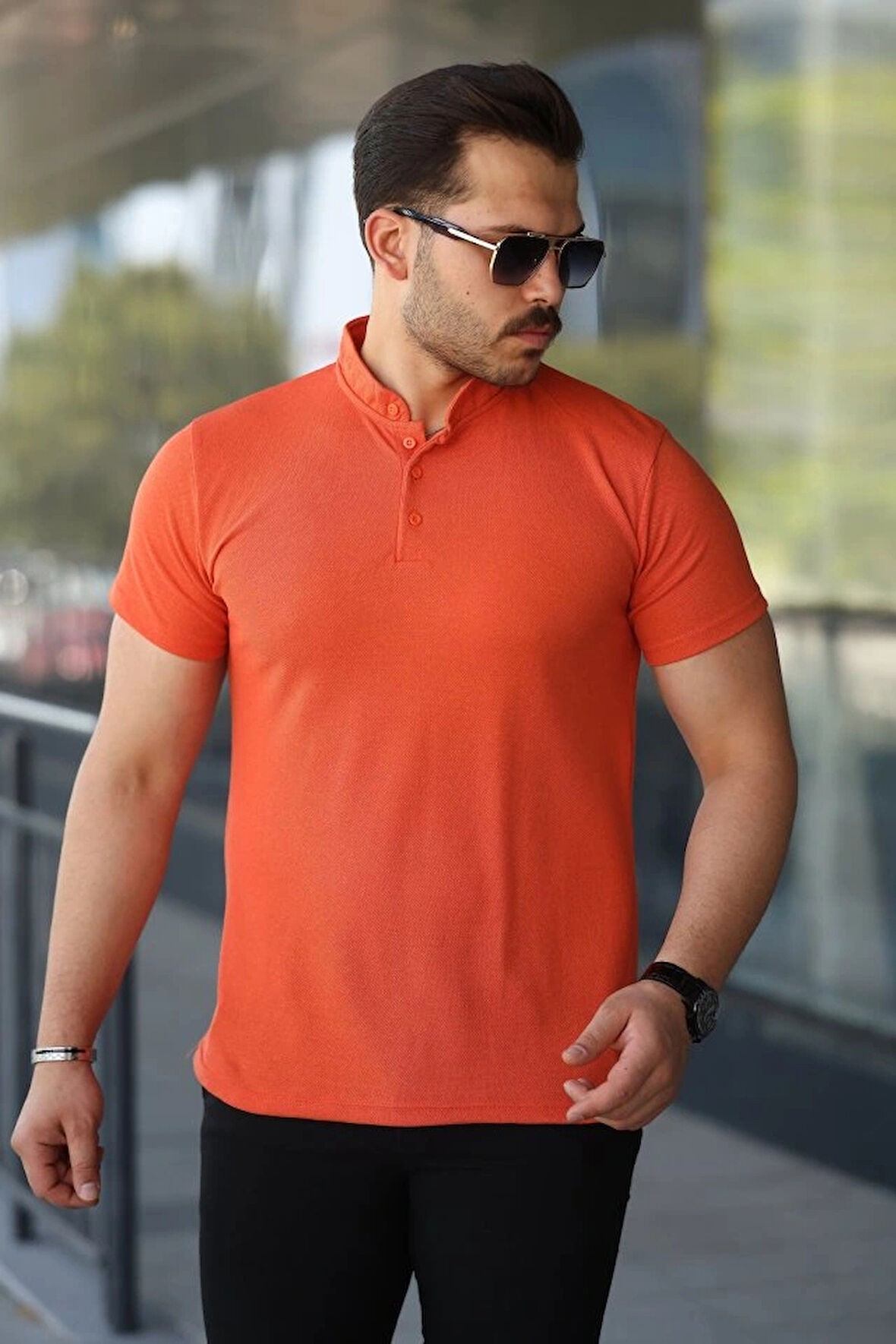 Erkek Hakim Yaka Dokuma Pamuklu Kumaş Kısa Kollu Tişört