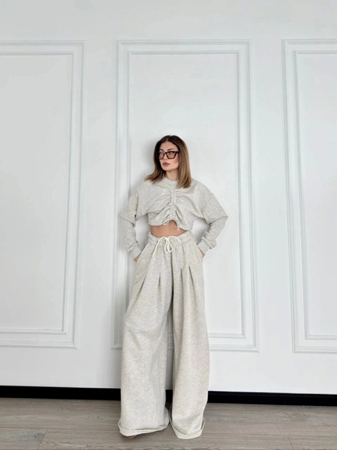 Uzun Kollu Önü İp Büzgülü  Crop Ve Pantolon İkili Takım  Gri