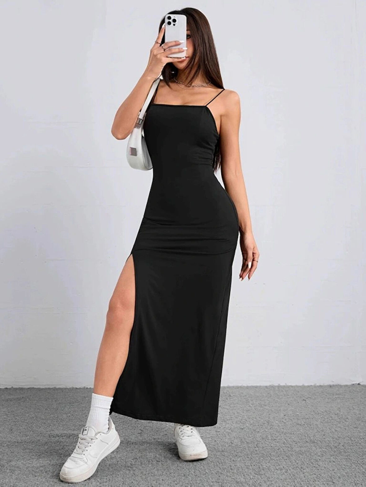 Kadın Ip Askılı Yandan Yırtmaçlı Janjan Krep Elbise