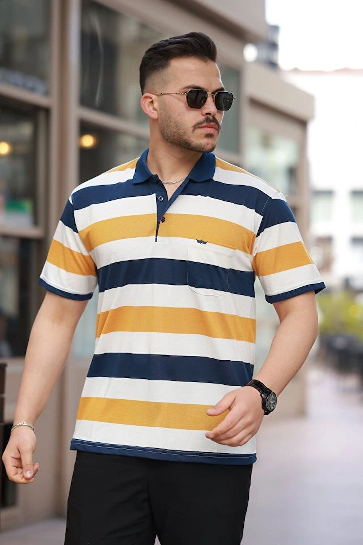 Erkek Yakalı çok Renkli Kısa Kollu Tshirt