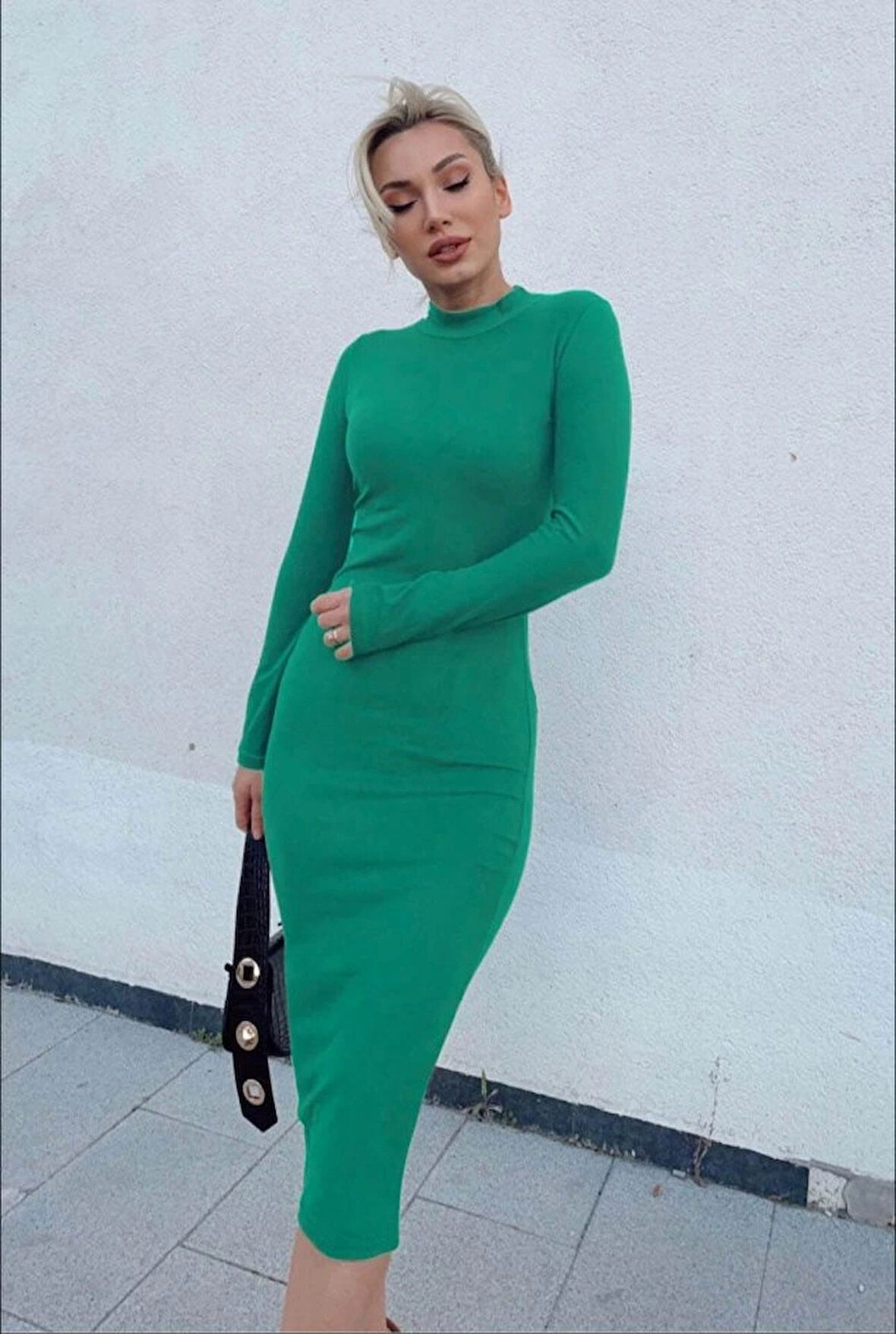 Kadın Yarım Balıkçı Yaka üet Kumaş Fırsat ürün Midi Boy Elbise