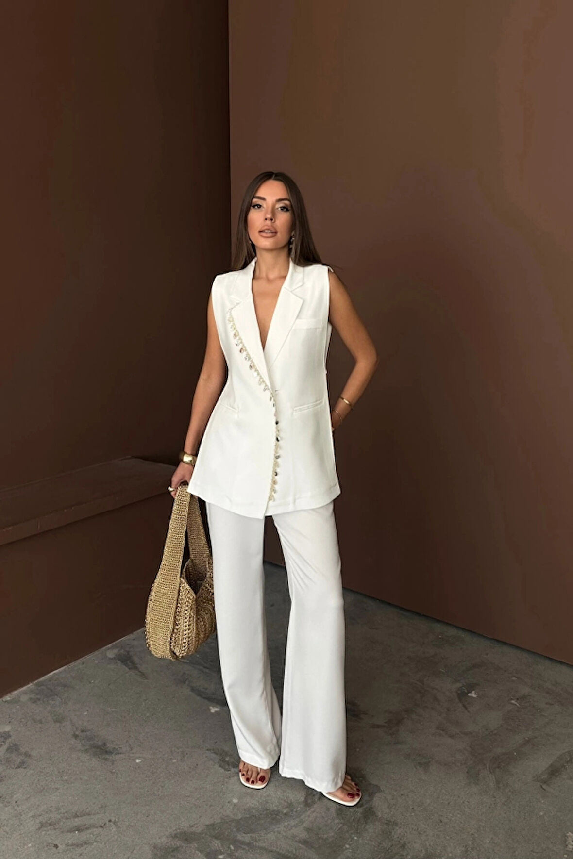 YAKA İDYE KABUĞU IRALI YELEK  PANTOLONTAKI KETEN KUAŞ  Beyaz