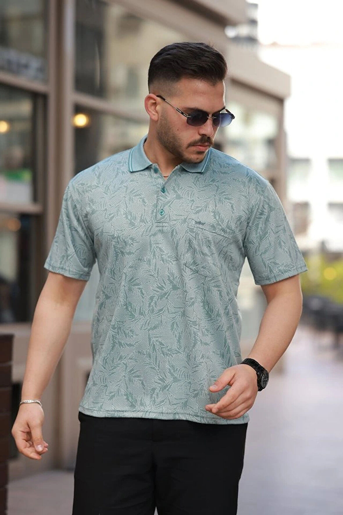 Erkek Yakalı Jakar Baskılı Kısa Kollu Tshirt