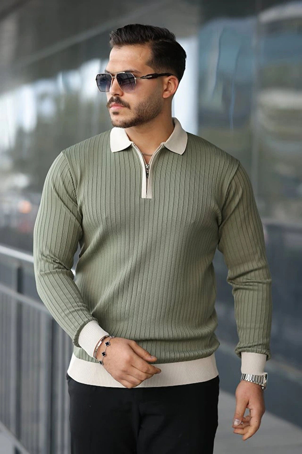 Erkek Kol Ve Yaka Detaylı Uzun Kollu Triko